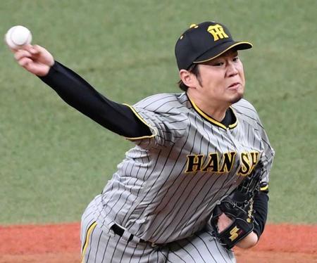 　５イニングを投げ無失点に抑える西勇