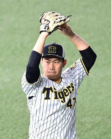 　登板に向け調整する桐敷