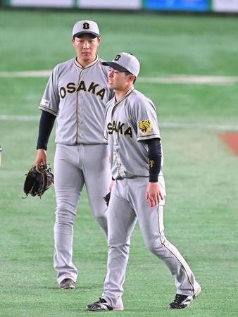 ２回、痛そうな表情を見せる中野（撮影・堀内翔）