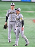 ２回、痛そうな表情を見せる中野（撮影・堀内翔）