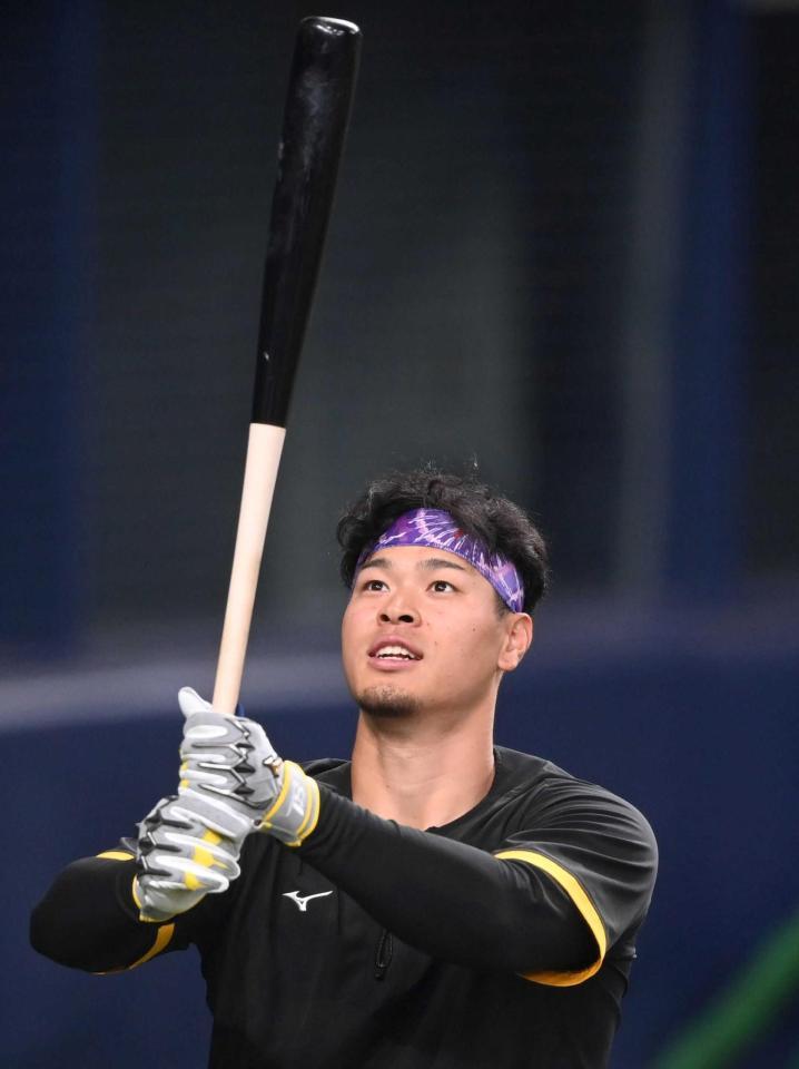 　流れを変える待望の一発が期待される佐藤輝