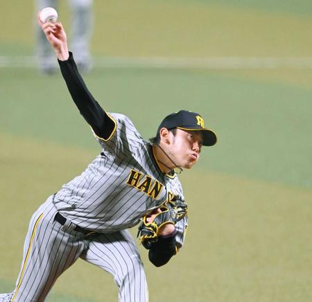 　先発し、中日打線に立ち向かう小川（撮影・田中太一）