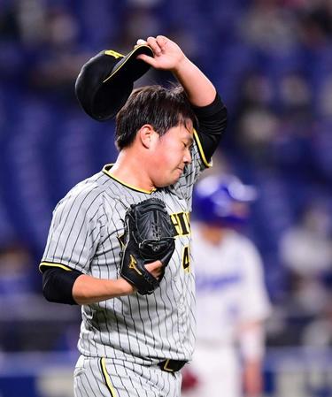 　初回からピンチを迎える桐敷（撮影・山口登）