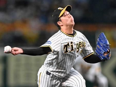 　巨人打線に立ち向かう青柳（撮影・田中太一）