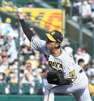 　６回、力投する浜地（撮影・山口登）