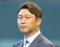 　新井貴浩氏