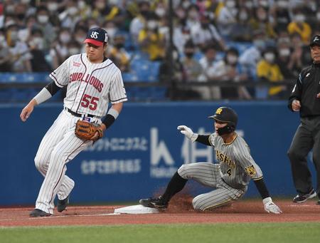 　１回、大山のとき重盗をきめる熊谷（撮影・金田祐二）