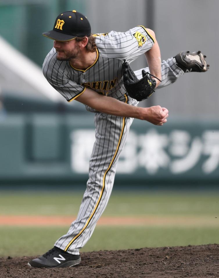 ウエスタン・ソフトバンク戦で力投するケラー（撮影・石井剣太郎）