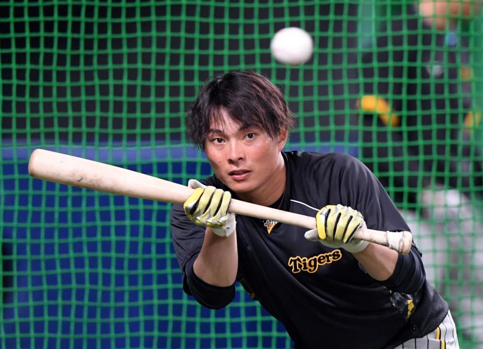 　１軍に合流し練習する北條（撮影・山口登）