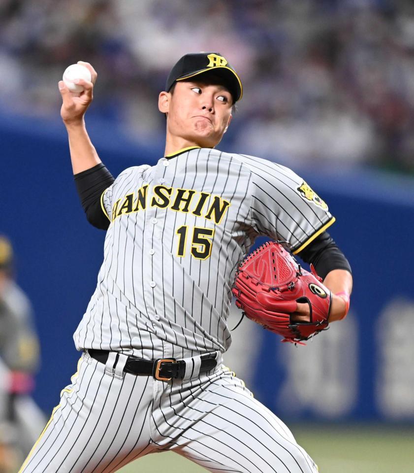 　中日打線相手に力投する西純（撮影・飯室逸平）