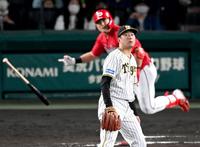 ６回、末包に勝ち越し犠飛を許す渡辺（撮影・田中太一）