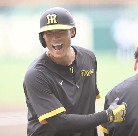 　笑顔を見せる糸井（撮影・田中太一）