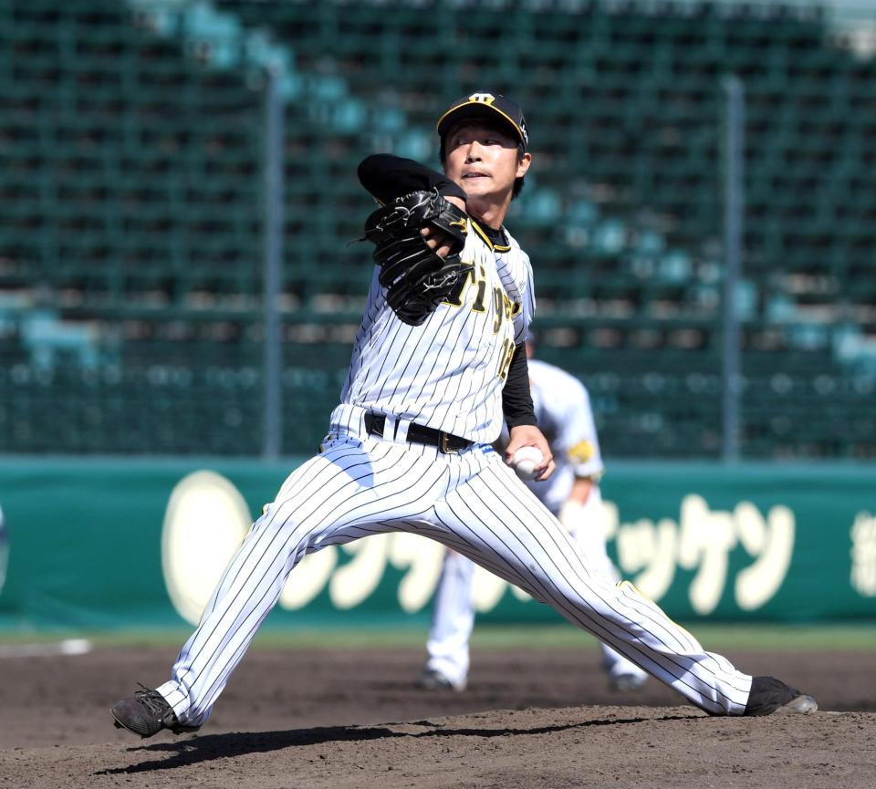 　８回、力投する島本（撮影・山口登）