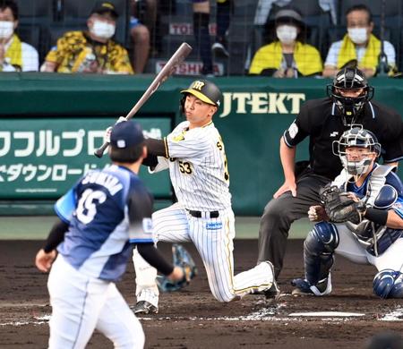 　２回、島田は空振り三振に倒れる（撮影・山口登）