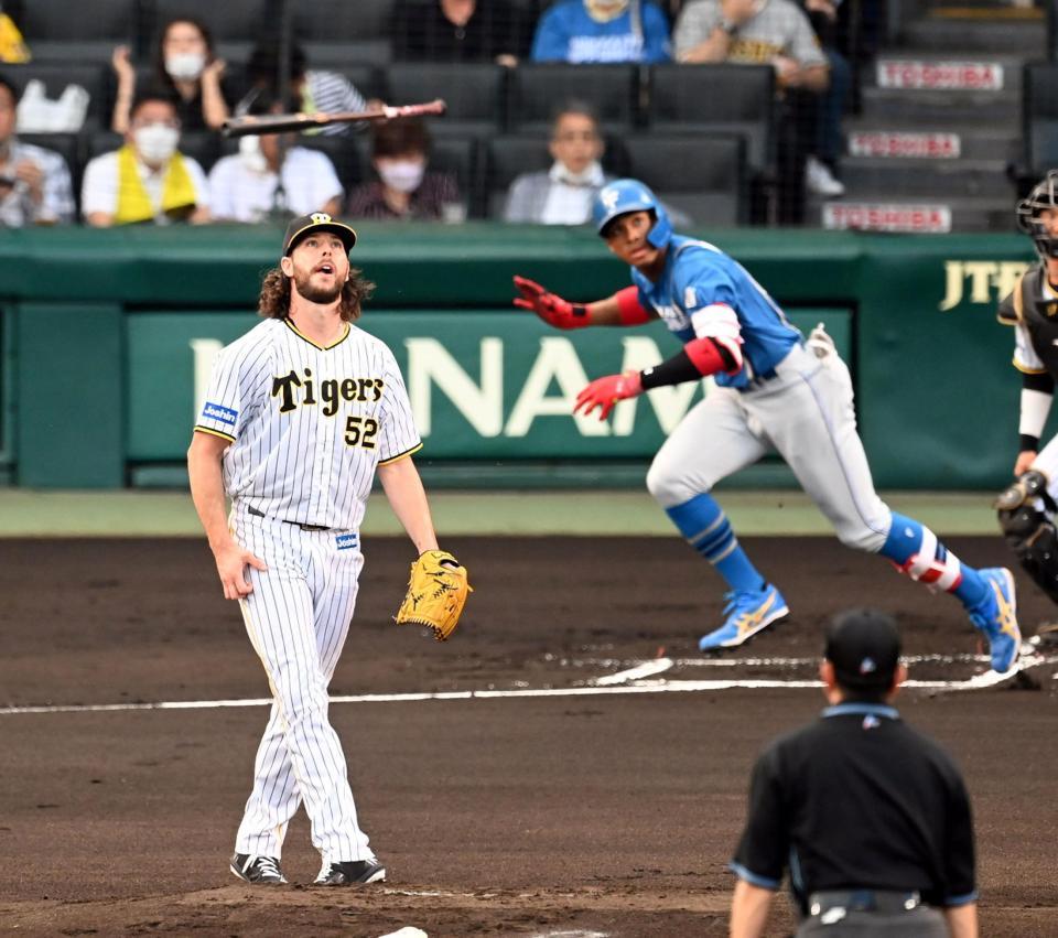 　１回、ウィルカーソンは万波に先制適時二塁打を許す（撮影・山口登）