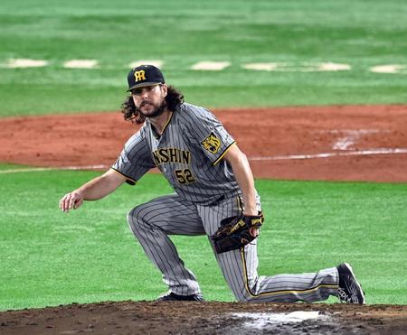 　３回、ウィルカーソンはグラシアルに適時打を許す（撮影・山口登）