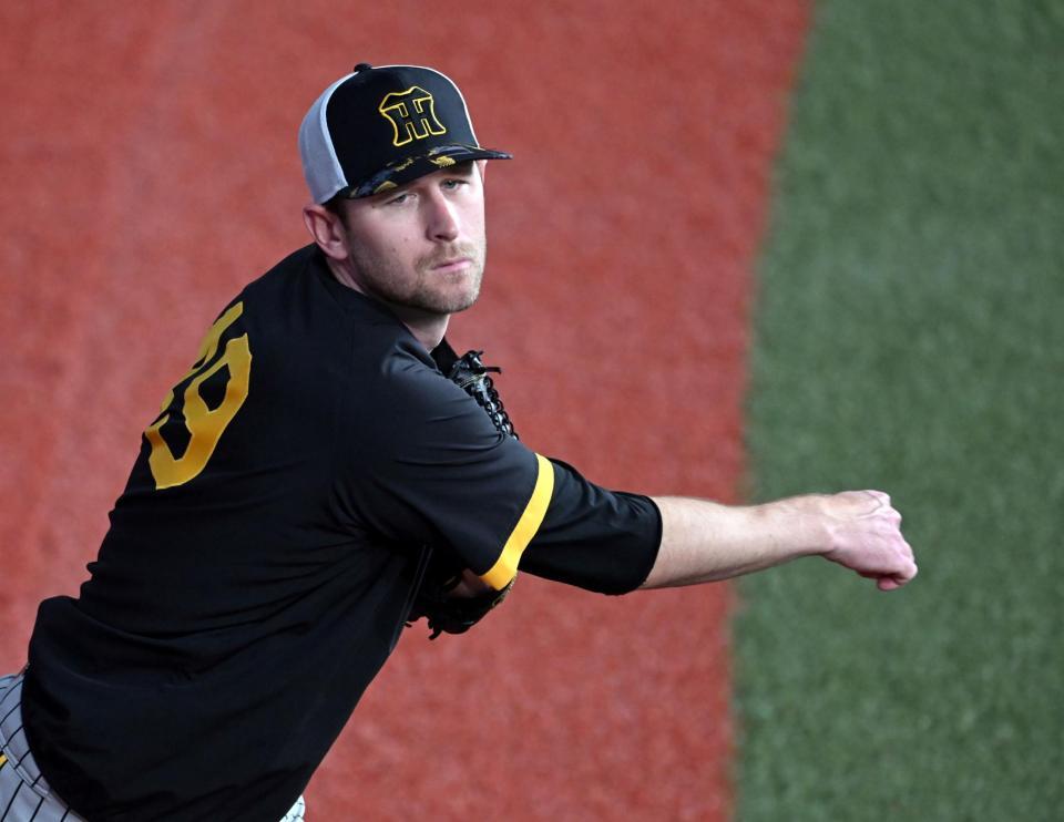 　キャッチボールするガンケル（撮影・山口登）