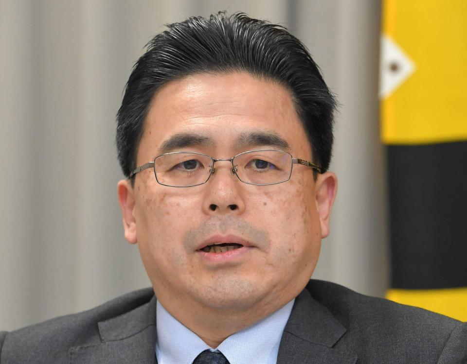 　取材に応じた谷本球団オーナー代行