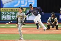 　５回、ソトに右越えにソロを浴びた西勇（撮影・佐々木彰尚）
