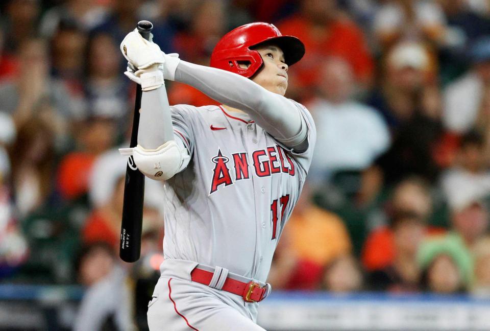 　二刀流で活躍する大谷（共同）