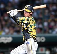 ３回、左前へ適時打を放つ中野（撮影・田中太一）
