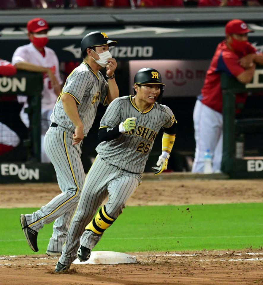 　６回、北條は左翼線に適時二塁打を放つ（撮影・山口登）