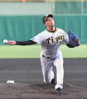 　６回１失点と好投した青柳