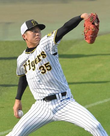 　入念にキャッチボールをする才木（撮影・北村雅宏）