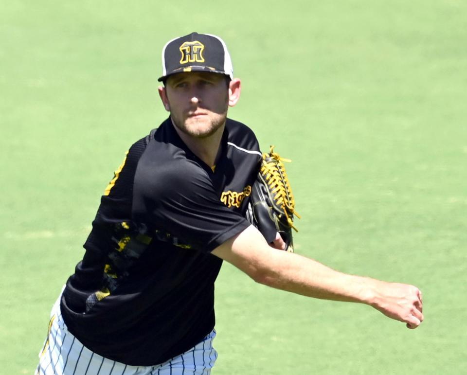 　キャッチボールするガンケル（撮影・山口登）