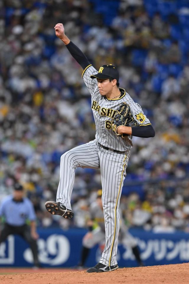 　８回から３番手として登板した湯浅（撮影・堀内翔）