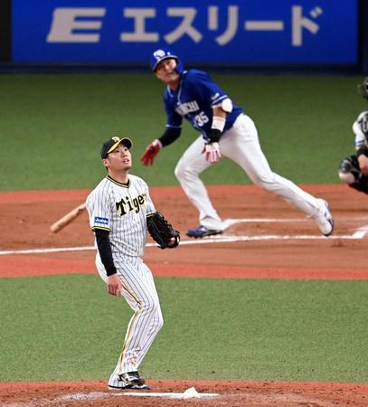 　８回、西勇は木下に２ランを許す（撮影・山口登）