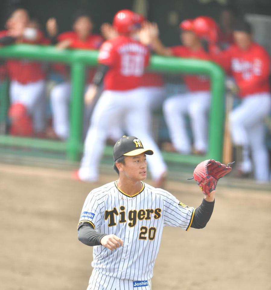 　４回、林に適時二塁打を打たれた森木（撮影・吉澤敬太）