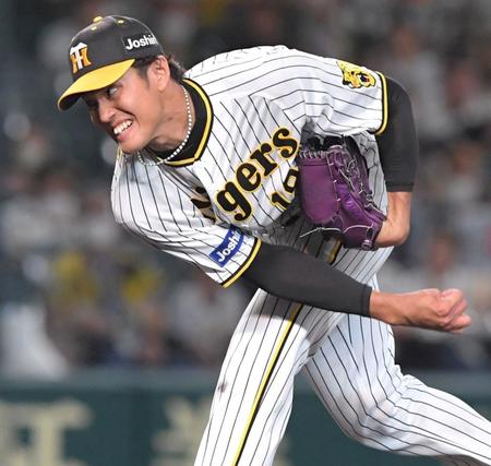 　巨人打線相手に力強いボールを投げ込む藤浪（撮影・北村雅宏）