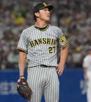 　６回、同点となり肩を落とす伊藤将（撮影・堀内翔）