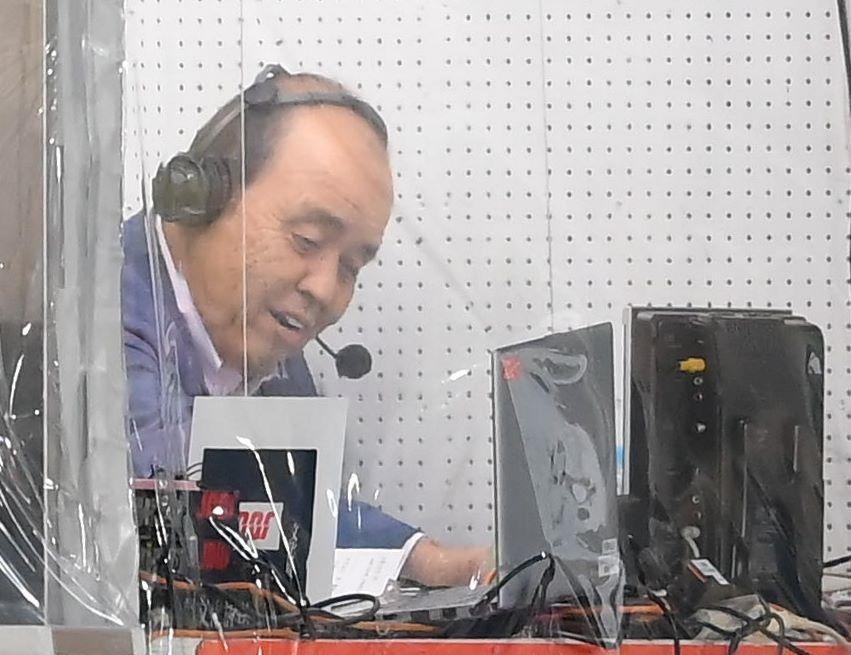 　ヤクルト－阪神戦に訪れた岡田彰布氏（撮影・堀内翔）