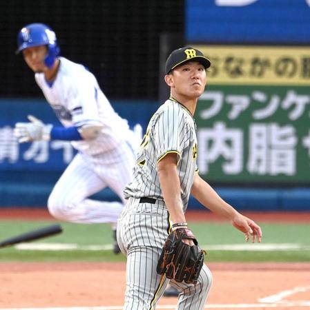 　５回、大和（奥）に先制適時打を許す伊藤将