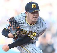 　５回を無失点に抑える岩貞（撮影・田中太一）