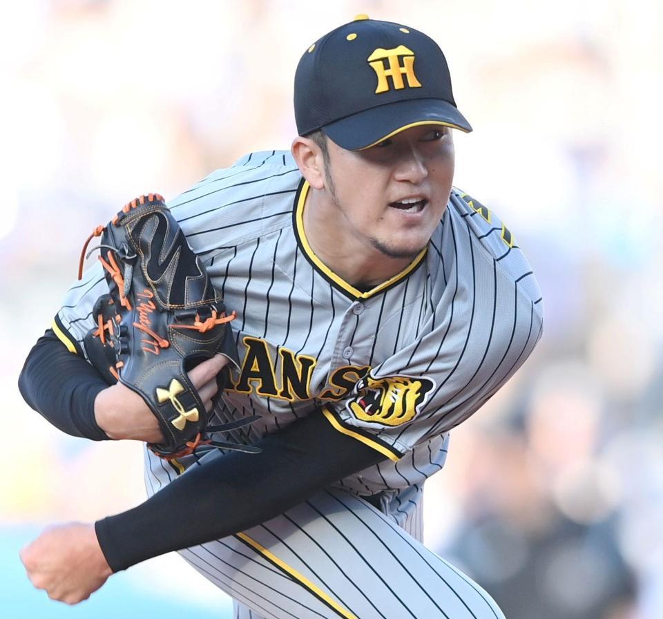 　５回を無失点に抑える岩貞（撮影・田中太一）