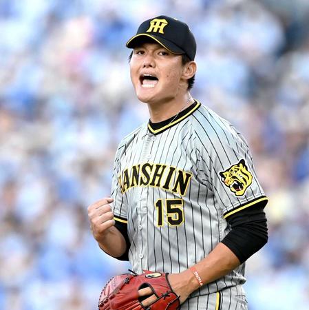 　７回、三者凡退に抑え雄たけびをあげる西純（撮影・田中太一）