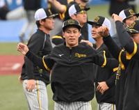 　１軍に合流した植田（撮影・飯室逸平）