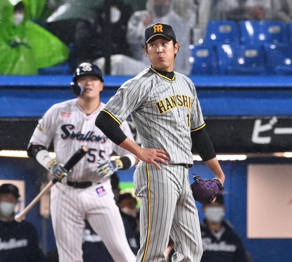 阪神タイガースモデル　フリース　デサント　DESCENTE 残り1点!!早い者勝 阪神タイガースモデル フリース デサント DESCENTE 残り1点