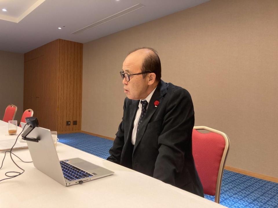 　スカウト会議に臨む岡田監督（球団提供）