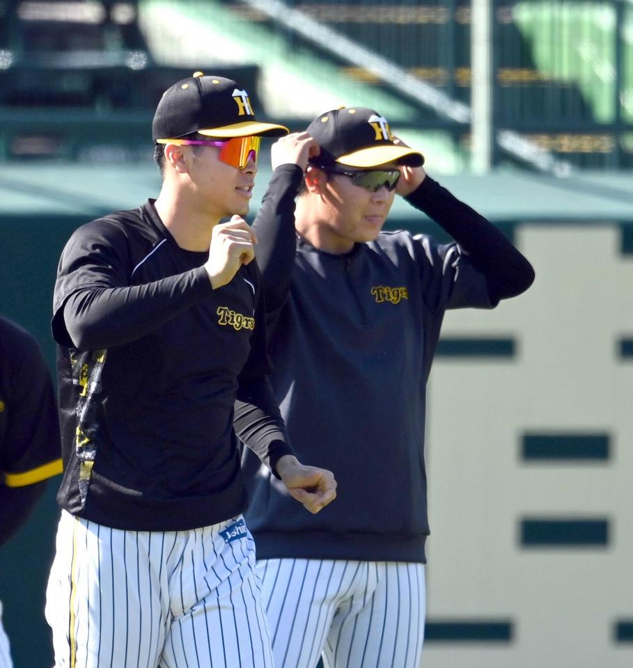 　「令和のＯＮ」の期待がかかる大山（右）と佐藤輝のＯＳ砲