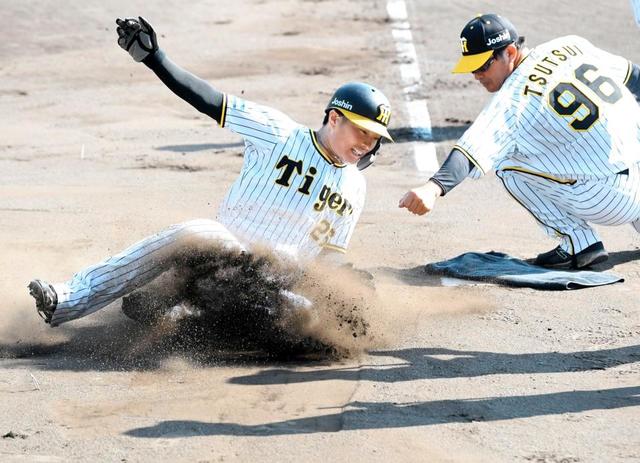 阪神・岡田監督　秘策“早稲田戦法”伝授　「真っすぐ」本塁突入！ベースの先端狙え