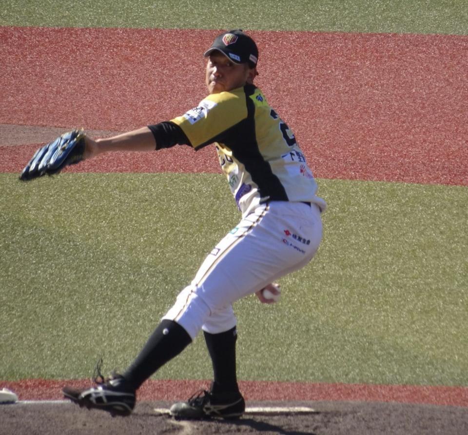 　快速球を投じ吉井監督も評価した元ＢＣ栃木・高野