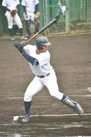 　中大時代の森下の打撃フォーム