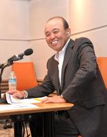 　ＡＢＣラジオ「ラジオで虎バン！」に生出演した岡田監督（撮影・北村雅宏）
