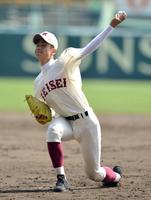 　甲子園で注目を集めた済々黌時代の大竹＝２０１３年３月