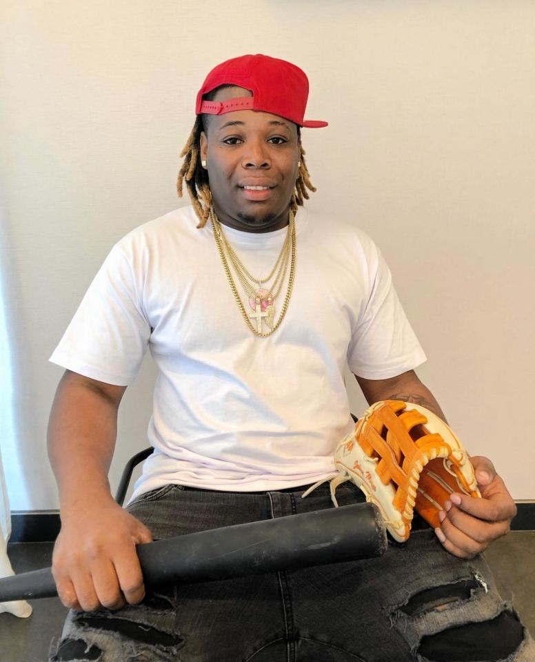 　阪神と契約したヨハン・ミエセス＝阪神タイガース提供