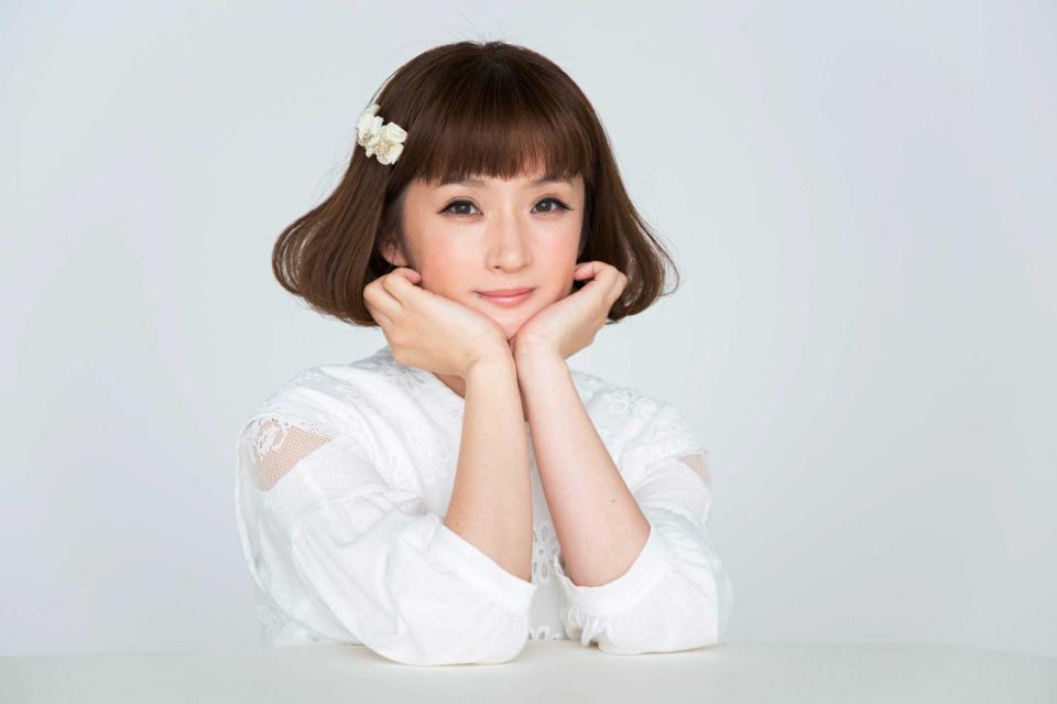 　岡田監督へエールを送った千秋